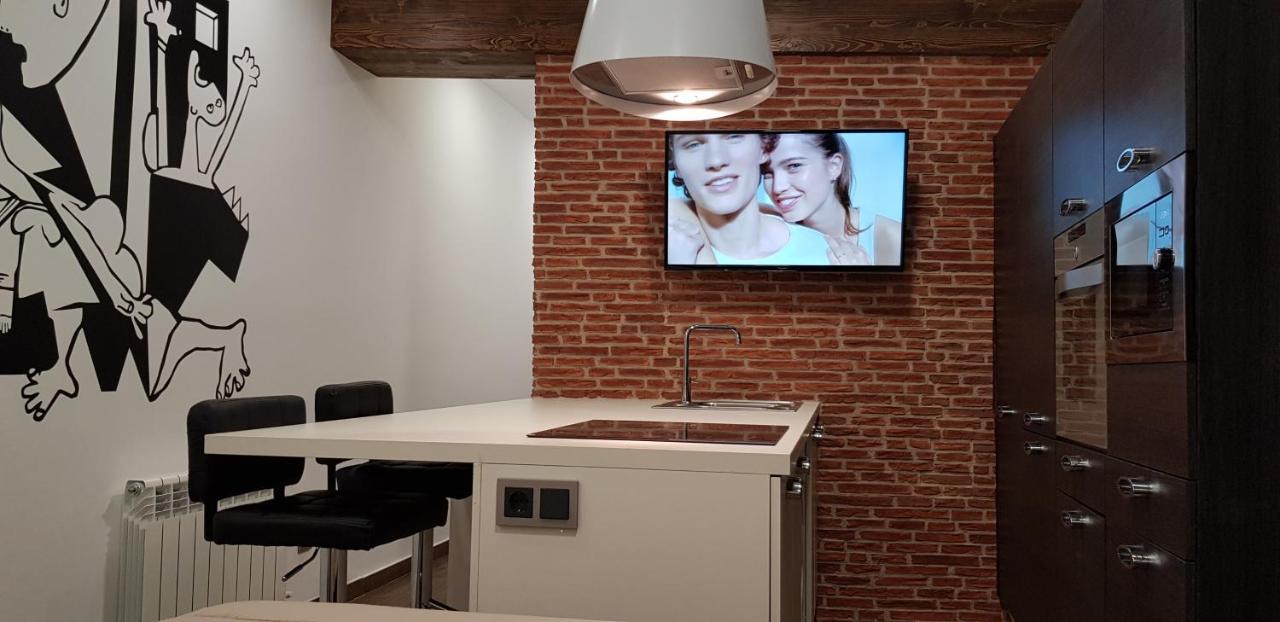 Picasso Callao Wifi Free - Temporada Rental Workers & Stud Madrid Extérieur photo